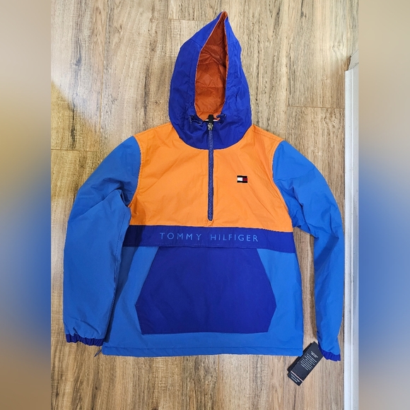 Tommy Hilfiger Half-Zip Water-Repellent Windbreaker - Picture 3 of 15